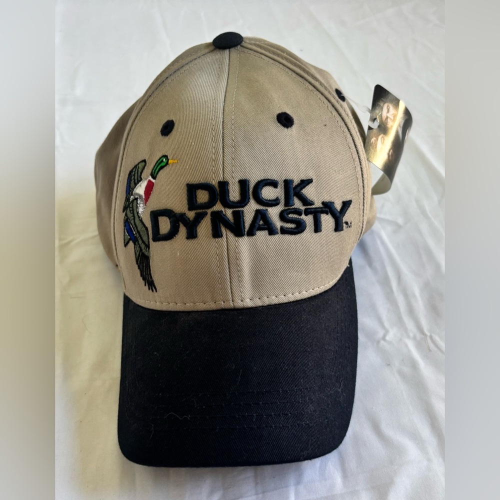 A&E Duck Dynasty Men’s Canvas Baseball Cap in Khaki/Navy Blue Colorblock Sz OS